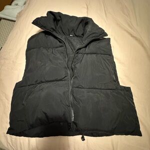 Black Cropped Puffer Vest